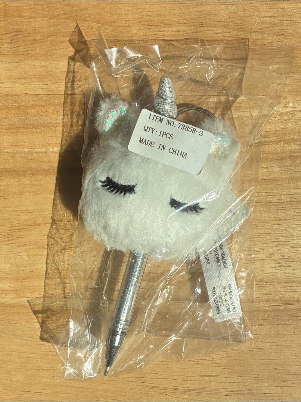 NWT Fluffy Unicorn Keychain Pen Kawaii Y2K Bag Charm